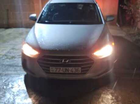 Hyundai Elantra 2017