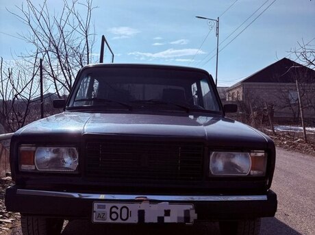 LADA (VAZ) 2107 2001