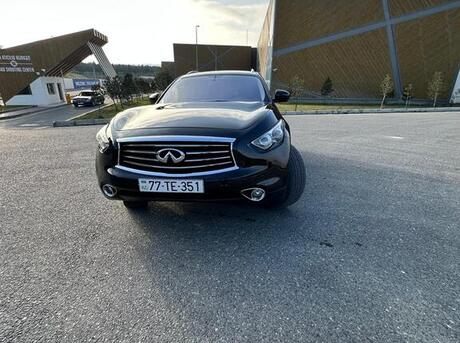 Infiniti QX70 2014