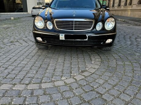 Mercedes E 280