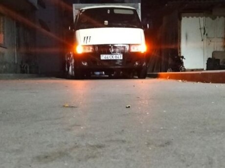 GAZ  2000