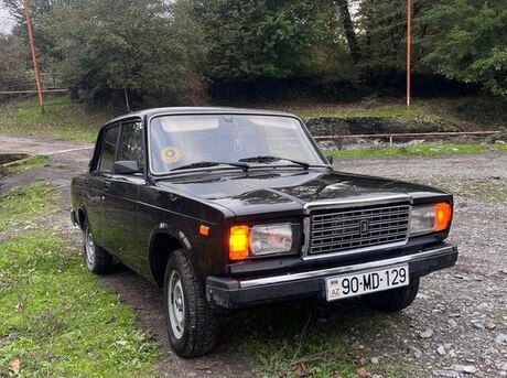 LADA (VAZ) 2107 2011