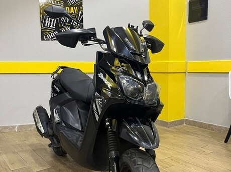 Grandmoto  2024