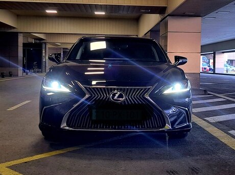 Lexus ES 250 2019
