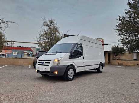 Ford Transit 2010