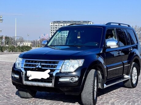 Mitsubishi Pajero 2017