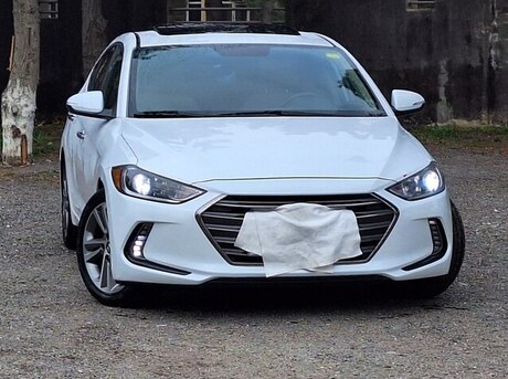 Hyundai Elantra 2017