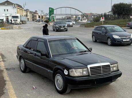 Mercedes 190 1991
