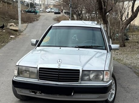 Mercedes 190 1990