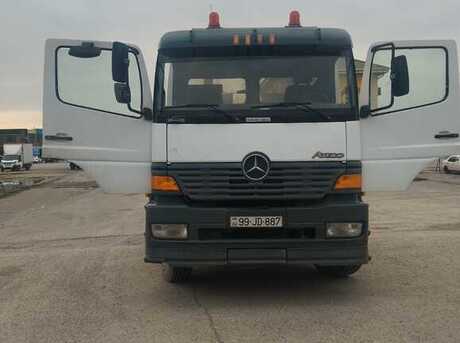Mercedes Atego 2528