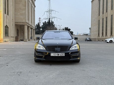 Mercedes S 500