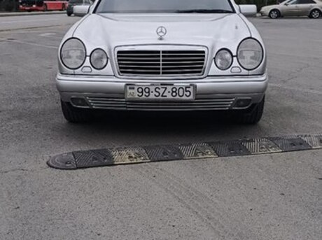 Mercedes E 240 1998