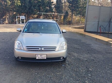 Nissan Teana 2004