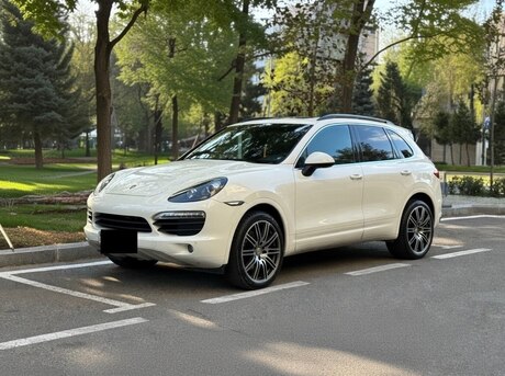 Porsche Cayenne 2011