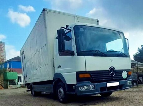 Mercedes Atego 815