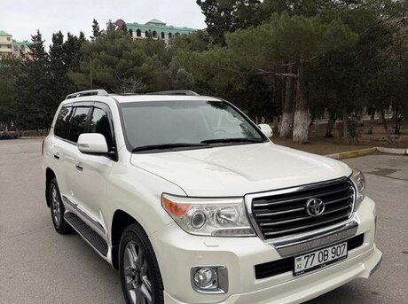 Toyota Land Cruiser 2013