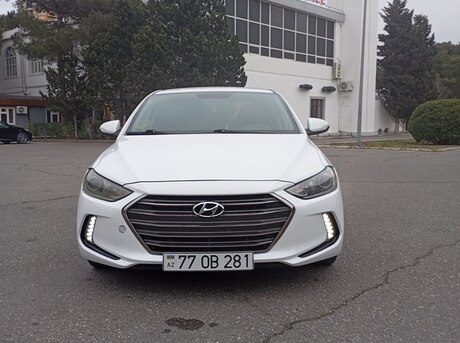 Hyundai Elantra 2016