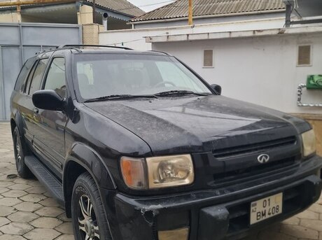 Infiniti QX4 1999