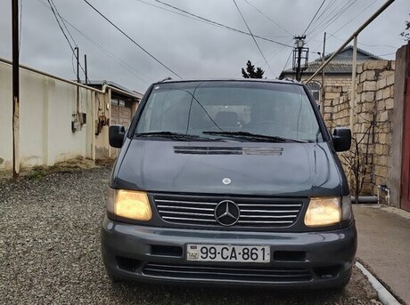Mercedes  2001