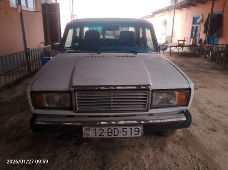 LADA (VAZ) 2107 2003