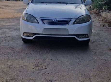 Daewoo Gentra 2014