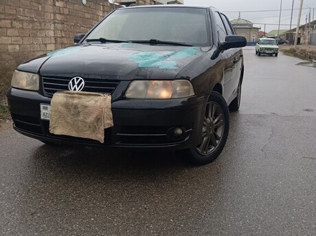 Volkswagen  2005
