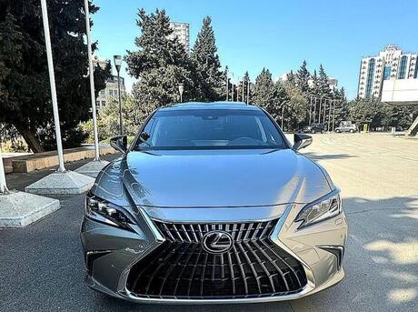 Lexus ES 300h