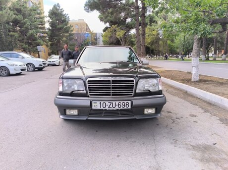 Mercedes 220 E 1995
