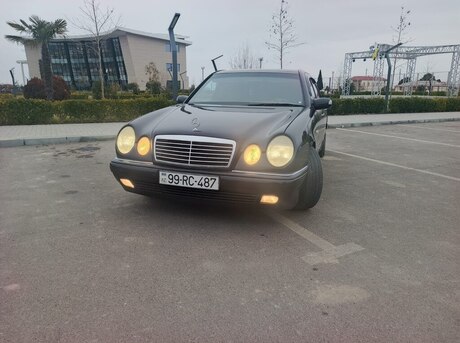 Mercedes E 240 1998