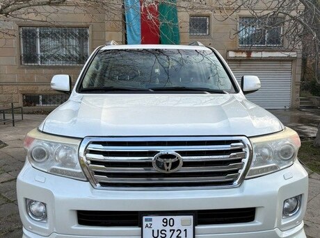 Toyota Land Cruiser 2012