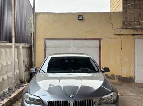 BMW 520 2011