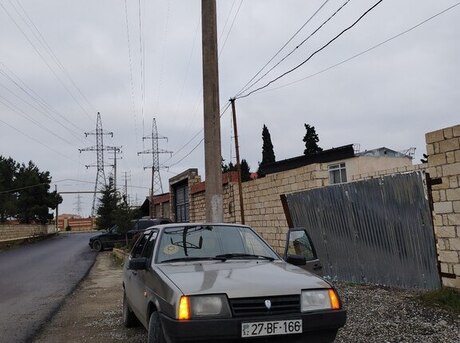 LADA (VAZ) 21099 1998