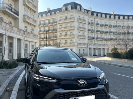 Toyota  2025