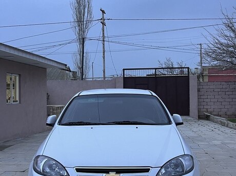 Daewoo Gentra 2013