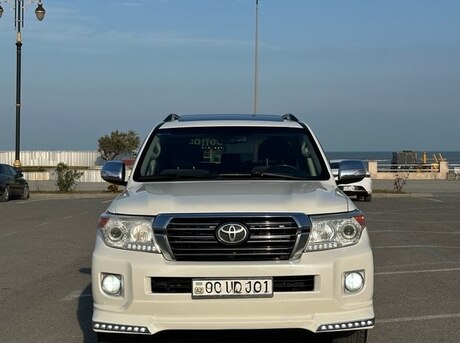 Toyota Land Cruiser 2013
