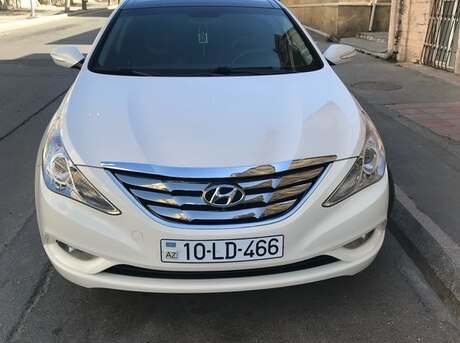 Hyundai Sonata 2010