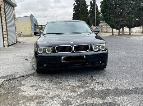 BMW 735 2002