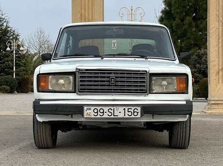 LADA (VAZ) 2107 2001