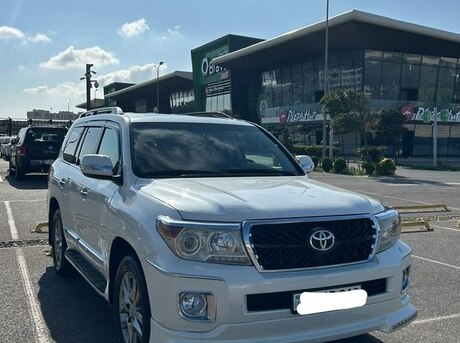 Toyota Land Cruiser 2013