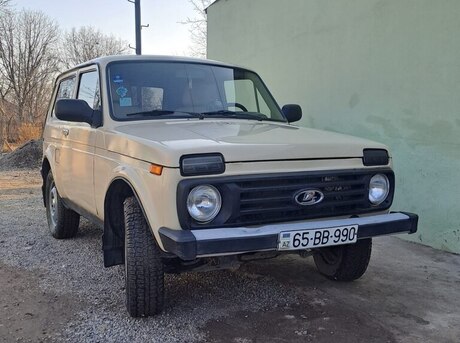 LADA (VAZ) Niva