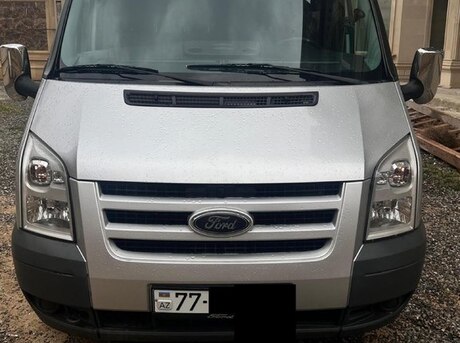 Ford Transit 2010