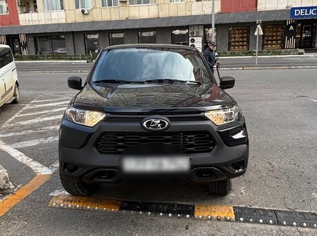 LADA (VAZ) Niva Travel