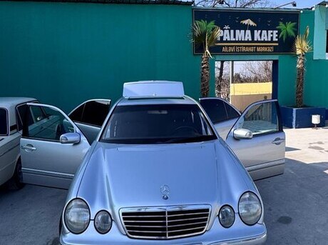Mercedes E 240 2000