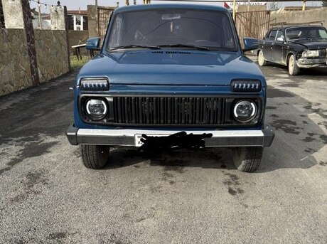 LADA (VAZ) Niva 2015