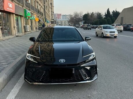 Toyota Camry 2024