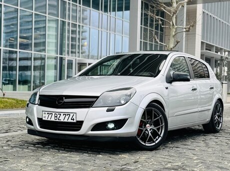 Opel Astra 2008