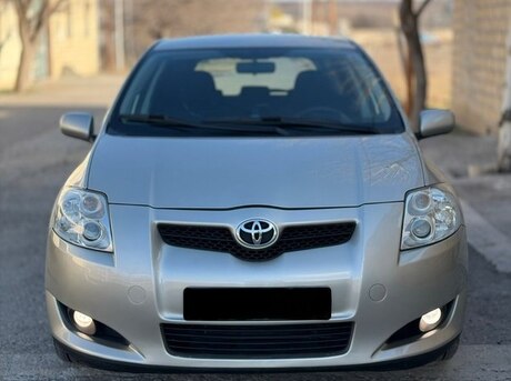 Toyota Auris 2009
