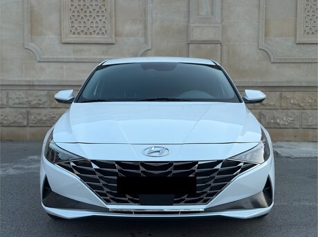 Hyundai Elantra 2021
