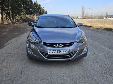 Hyundai Elantra 2013