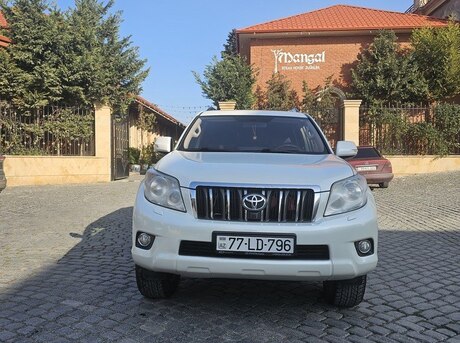 Toyota Land Cruiser Prado 2012